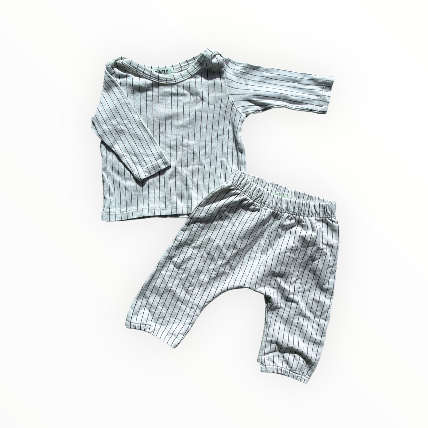 3-6m Go gently nation stripe
set