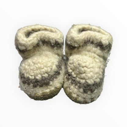 Knit booties 4/5